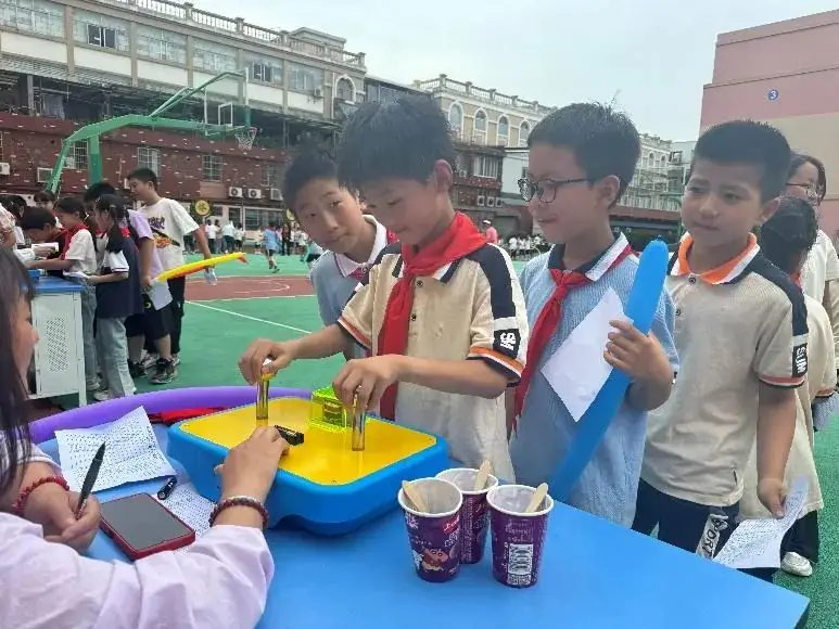 “家门口青少年宫”活动走进岩山小学、宁围小学新华校区、义桥二小、凤标小学和通惠小学 第7张 “家门口青少年宫”活动走进岩山小学、宁围小学新华校区、义桥二小、凤标小学和通惠小学 第7张