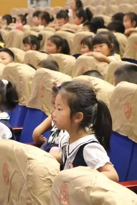【泉引桥•春晖】小学零距离 成长初体验——幼儿园参观小学活动 第9张 【泉引桥•春晖】小学零距离 成长初体验——幼儿园参观小学活动 第9张