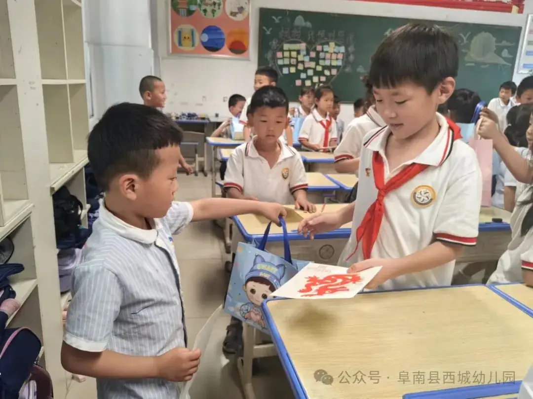 【学前教育宣传月】“初探小学 礼遇成长”——阜南县西城幼儿园大班组参观小学活动 第44张 【学前教育宣传月】“初探小学 礼遇成长”——阜南县西城幼儿园大班组参观小学活动 第44张