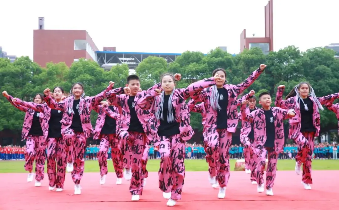 中考必胜 华益必胜 | 学校举行“激扬青春 决胜中考” 中考加油活动 第12张 中考必胜 华益必胜 | 学校举行“激扬青春 决胜中考” 中考加油活动 第12张
