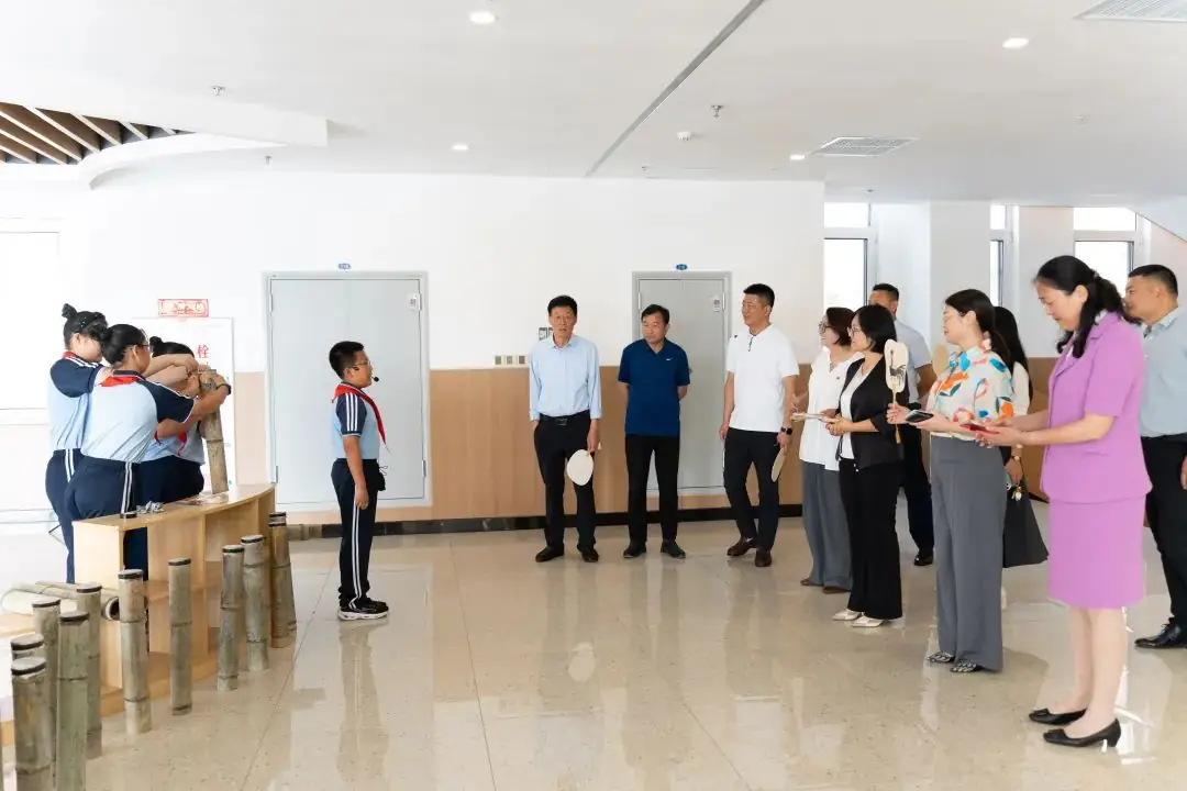 城阳区红岛小学庆祝“六一”国际儿童节表彰大会暨第二届校园艺术节汇报展演 第20张