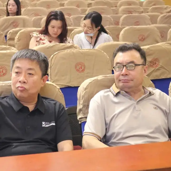 【泉引桥•春晖】小学零距离 成长初体验——幼儿园参观小学活动 第15张 【泉引桥•春晖】小学零距离 成长初体验——幼儿园参观小学活动 第15张