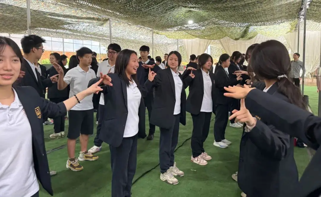 凝神聚力拼中考,奋楫笃行迎学考——君华学校高中部博雅班中考、高一年级学考冲刺活动 第14张 凝神聚力拼中考,奋楫笃行迎学考——君华学校高中部博雅班中考、高一年级学考冲刺活动 第14张