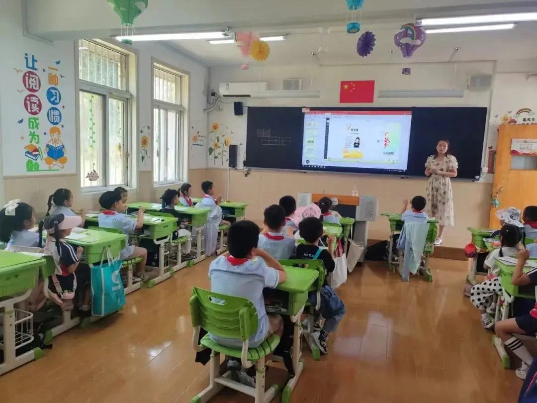 【幼小衔接】初探小学 “幼”见成长——下淀中心幼儿园大班参观小学活动 第44张