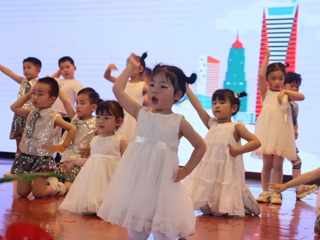 欢乐童年 精彩无限——临沂第六实验小学启智幼儿园“庆六一”系列活动纪实 第36张 欢乐童年 精彩无限——临沂第六实验小学启智幼儿园“庆六一”系列活动纪实 第36张
