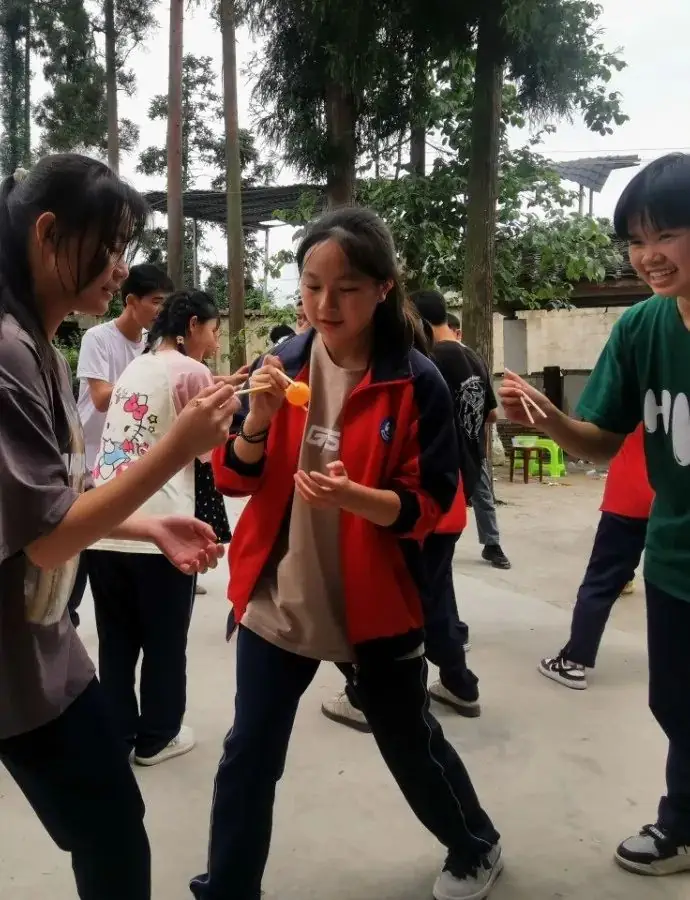 远足筑梦 中考扬帆 —龙里民中举办2024届中考徒步研学活动 第3张 远足筑梦 中考扬帆 —龙里民中举办2024届中考徒步研学活动 第3张