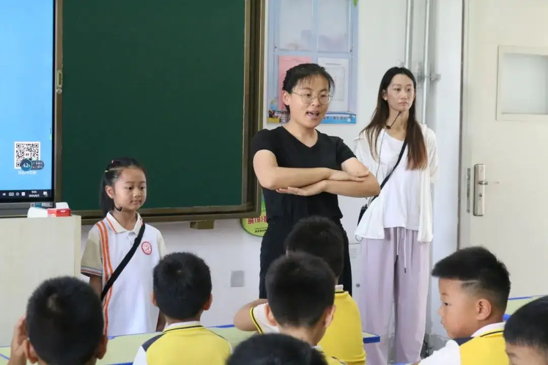 【泉引桥•春晖】小学零距离 成长初体验——幼儿园参观小学活动 第36张 【泉引桥•春晖】小学零距离 成长初体验——幼儿园参观小学活动 第36张