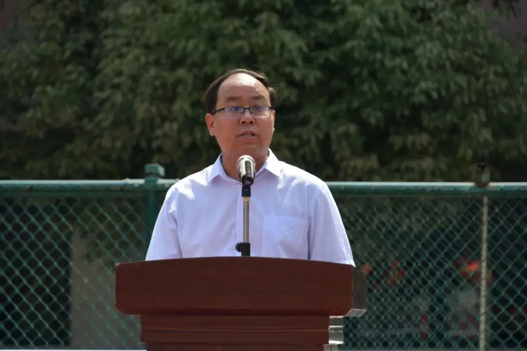 少年壮志冲云霄 中考必胜耀今朝 | 汪曾祺学校初中部隆重举行2024届学生中考壮行仪式 第27张 少年壮志冲云霄 中考必胜耀今朝 | 汪曾祺学校初中部隆重举行2024届学生中考壮行仪式 第27张