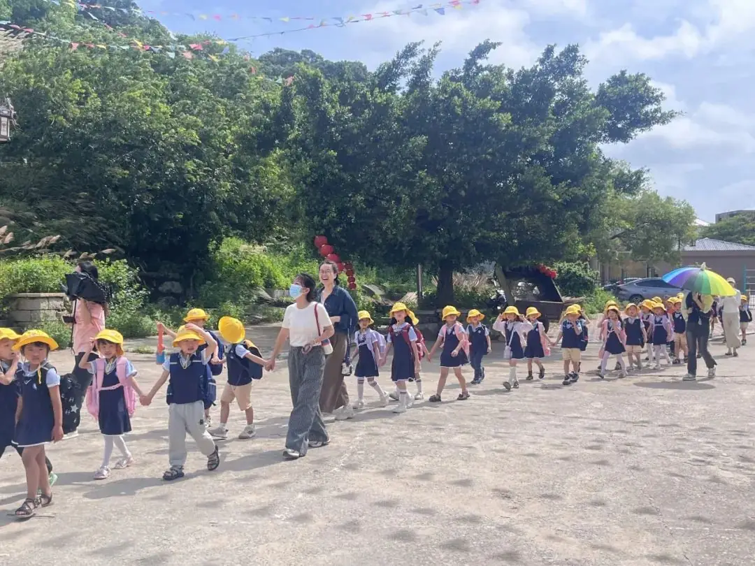 【幼小衔接】“趣”见小学,“幼”见美好——漳浦县六鳌第二中心幼儿园大班参观小学活动 第60张