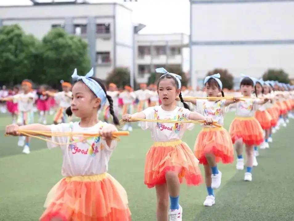 丹寨县城关第一小学第十四周要闻回顾 第67张 丹寨县城关第一小学第十四周要闻回顾 第67张