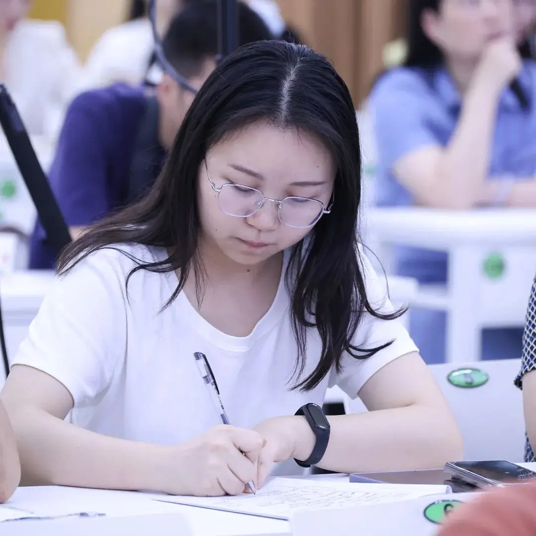 中国教育学会副会长唐江澎:和新莲小学的老师一起把一生交给海 第14张 中国教育学会副会长唐江澎:和新莲小学的老师一起把一生交给海 第14张