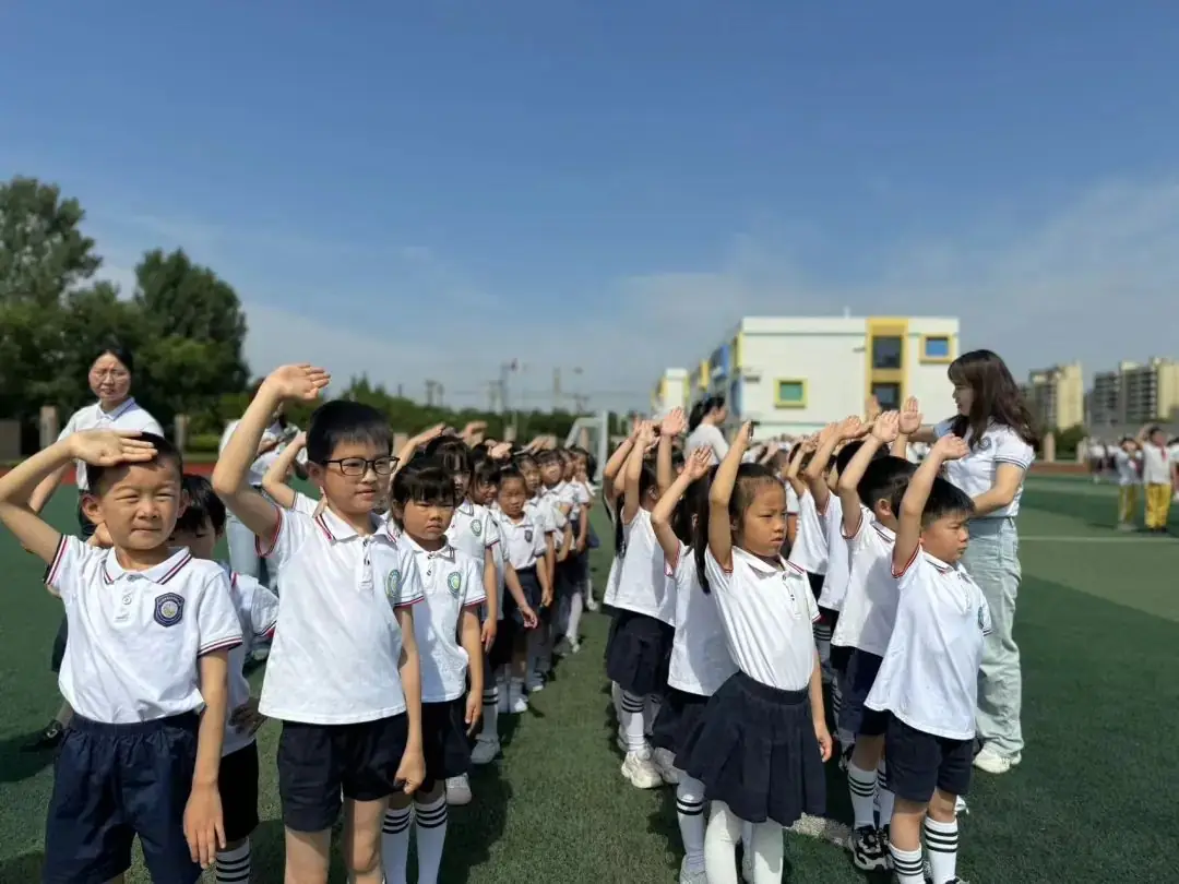 【幼小衔接】走进小学,体验成长——无为市南惠幼儿园教育集团本部大班组参观小学活动 第73张 【幼小衔接】走进小学,体验成长——无为市南惠幼儿园教育集团本部大班组参观小学活动 第73张