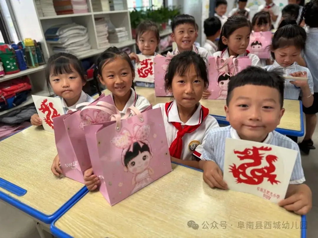 【学前教育宣传月】“初探小学 礼遇成长”——阜南县西城幼儿园大班组参观小学活动 第45张 【学前教育宣传月】“初探小学 礼遇成长”——阜南县西城幼儿园大班组参观小学活动 第45张
