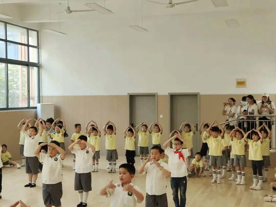 初探小学 “幼”见成长——合肥市琥珀名城和园幼儿园大班幼儿走进小学 第15张