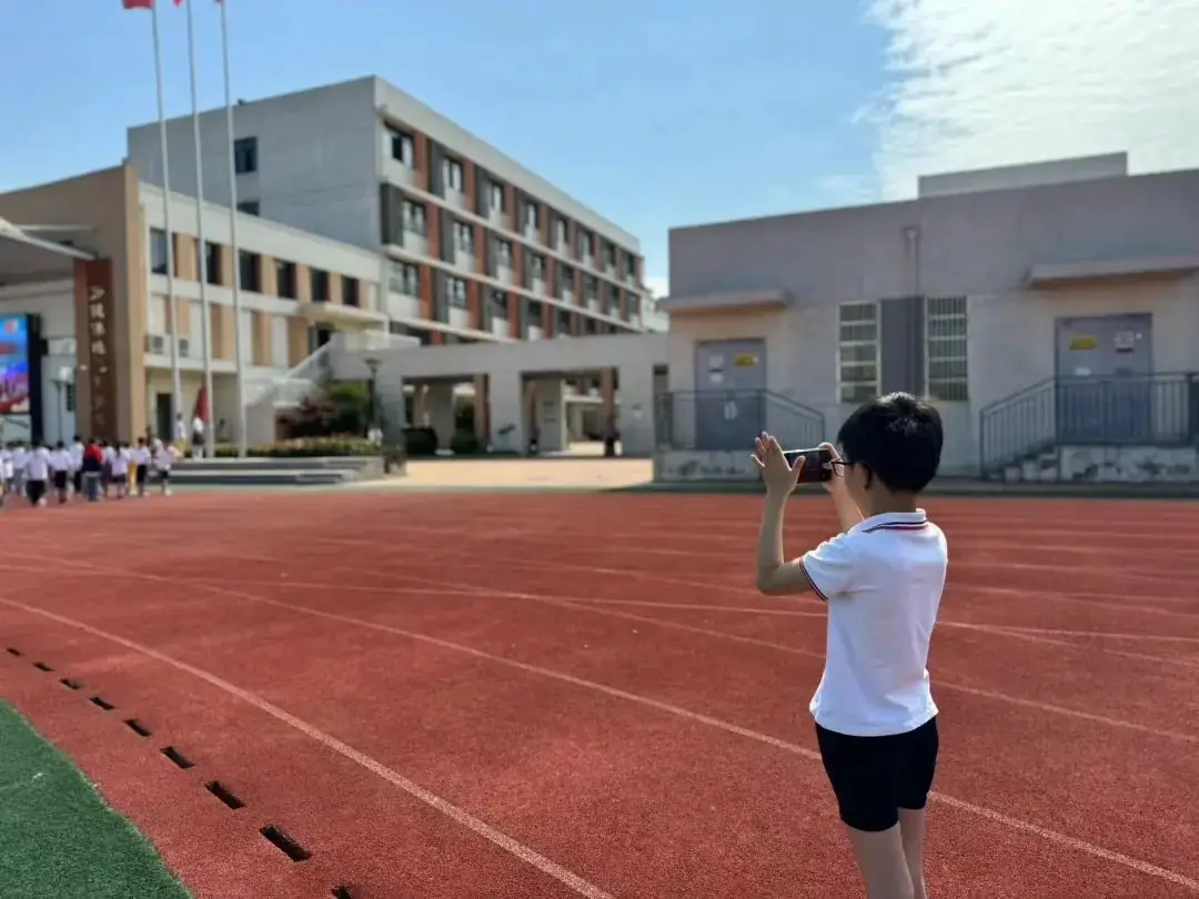 【幼小衔接】走进小学,体验成长——无为市南惠幼儿园教育集团本部大班组参观小学活动 第64张 【幼小衔接】走进小学,体验成长——无为市南惠幼儿园教育集团本部大班组参观小学活动 第64张