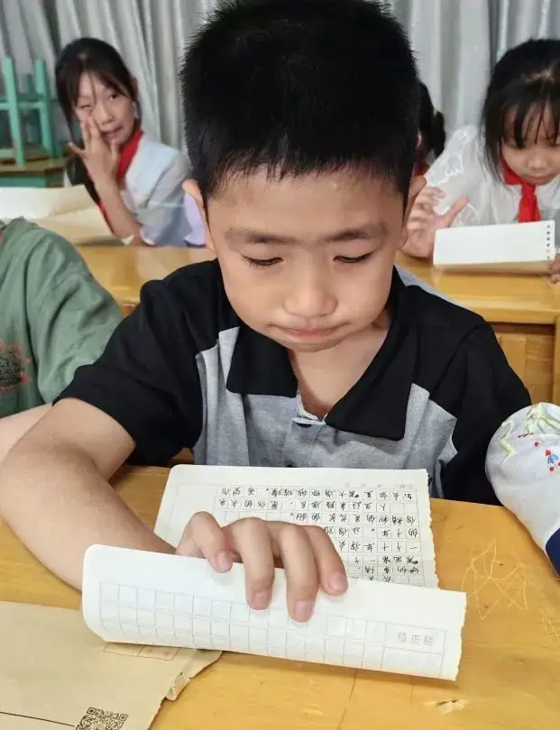 【实小教育集团•城港小学】“拾”级而上,快乐成长——城港小学三年级成长仪式 第42张