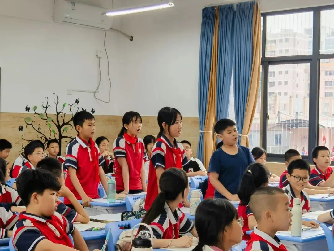 【兴安小学】研途花开夏冉冉 见贤思齐共耕耘——兴安小学第十四周语文教研活动 第6张