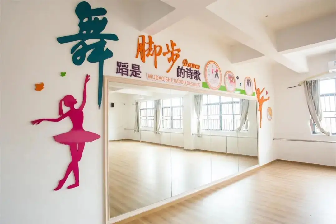 【大朗四海英才外国语小学】校服企业线上展示公告 第20张 【大朗四海英才外国语小学】校服企业线上展示公告 第20张
