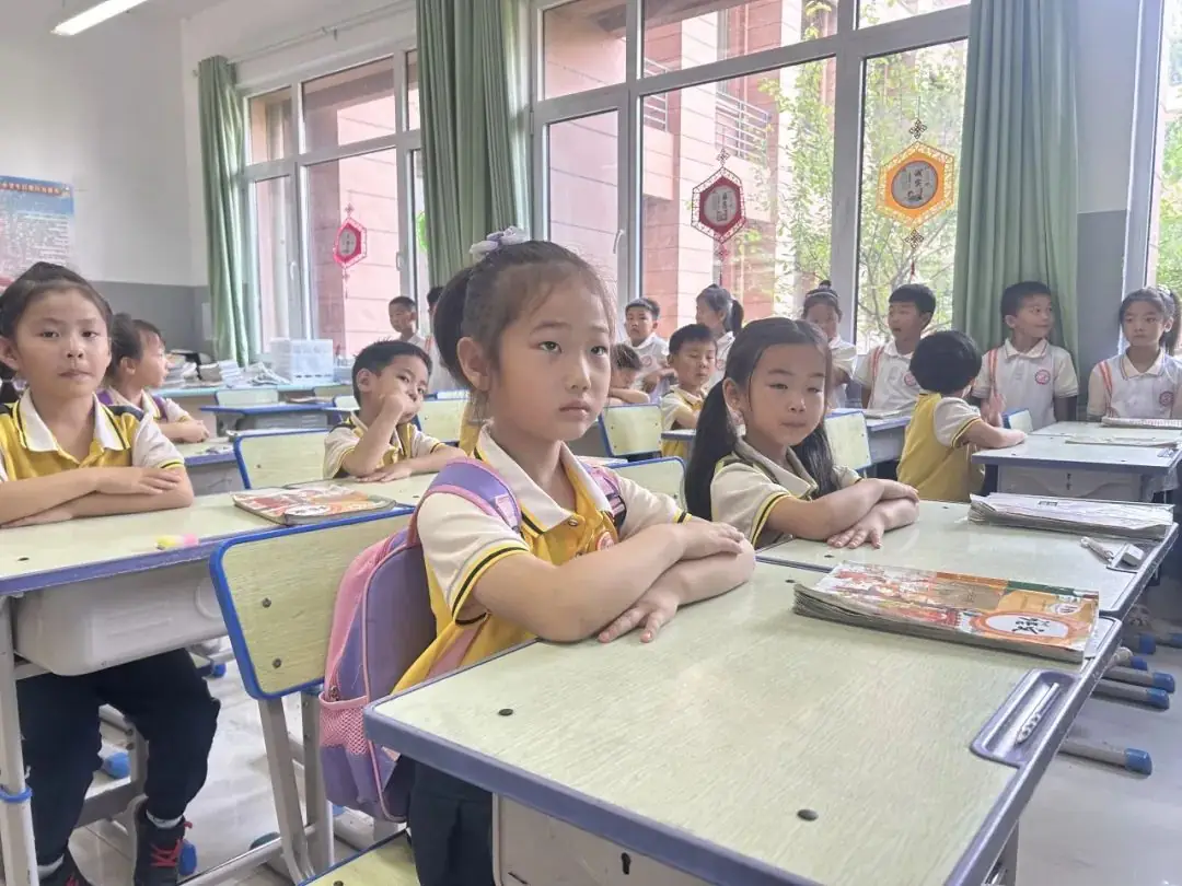 【泉引桥•春晖】小学零距离 成长初体验——幼儿园参观小学活动 第39张 【泉引桥•春晖】小学零距离 成长初体验——幼儿园参观小学活动 第39张