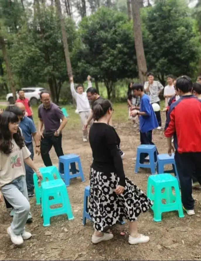 远足筑梦 中考扬帆 —龙里民中举办2024届中考徒步研学活动 第5张 远足筑梦 中考扬帆 —龙里民中举办2024届中考徒步研学活动 第5张