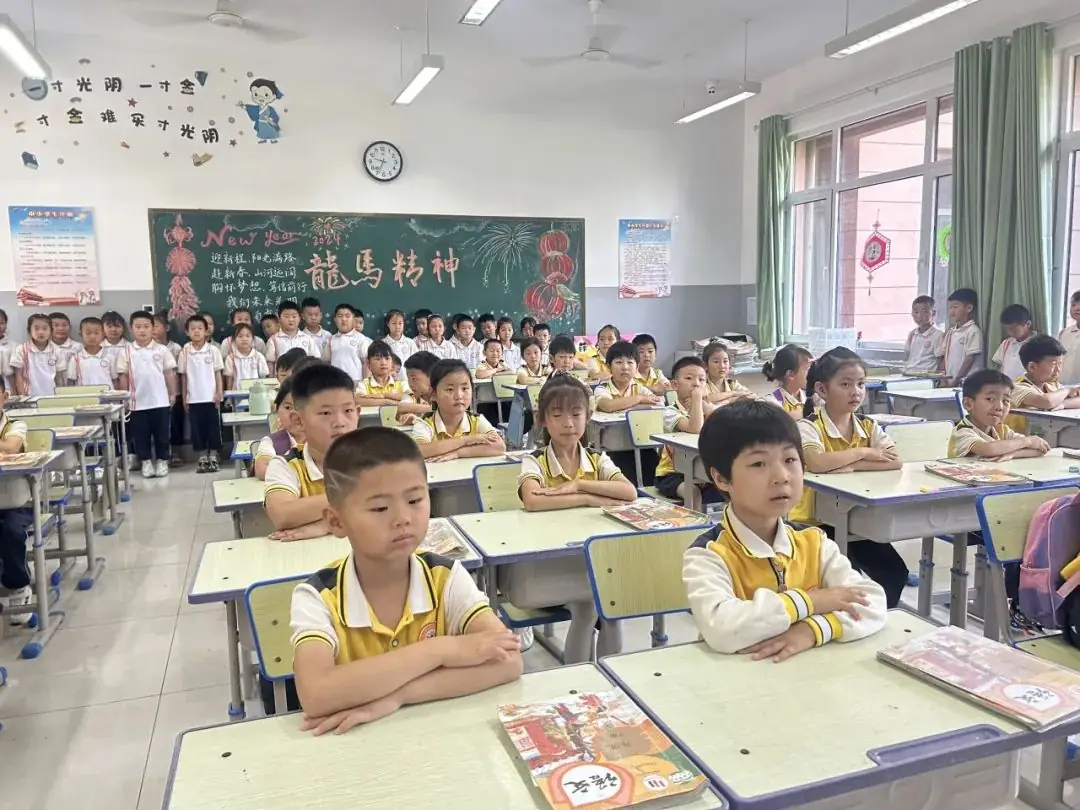 【泉引桥•春晖】小学零距离 成长初体验——幼儿园参观小学活动 第38张 【泉引桥•春晖】小学零距离 成长初体验——幼儿园参观小学活动 第38张