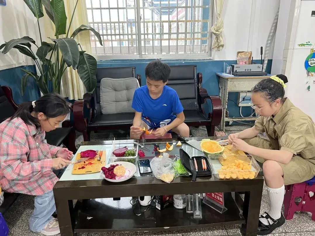 丹寨县城关第一小学第十四周要闻回顾 第31张 丹寨县城关第一小学第十四周要闻回顾 第31张