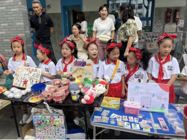 童心童趣 “蚁”探究竟——绵阳市塘汛小学举行小蚂蚁嘉年华之一年级蚂蚁集市 第10张 童心童趣 “蚁”探究竟——绵阳市塘汛小学举行小蚂蚁嘉年华之一年级蚂蚁集市 第10张