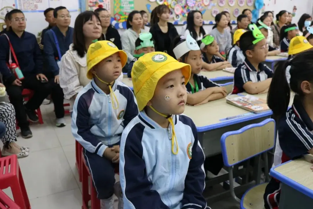 【“趣”探小学 “幼”见成长】—六幼爱之堡幼小衔接系列活动(二) 第14张 【“趣”探小学 “幼”见成长】—六幼爱之堡幼小衔接系列活动(二) 第14张