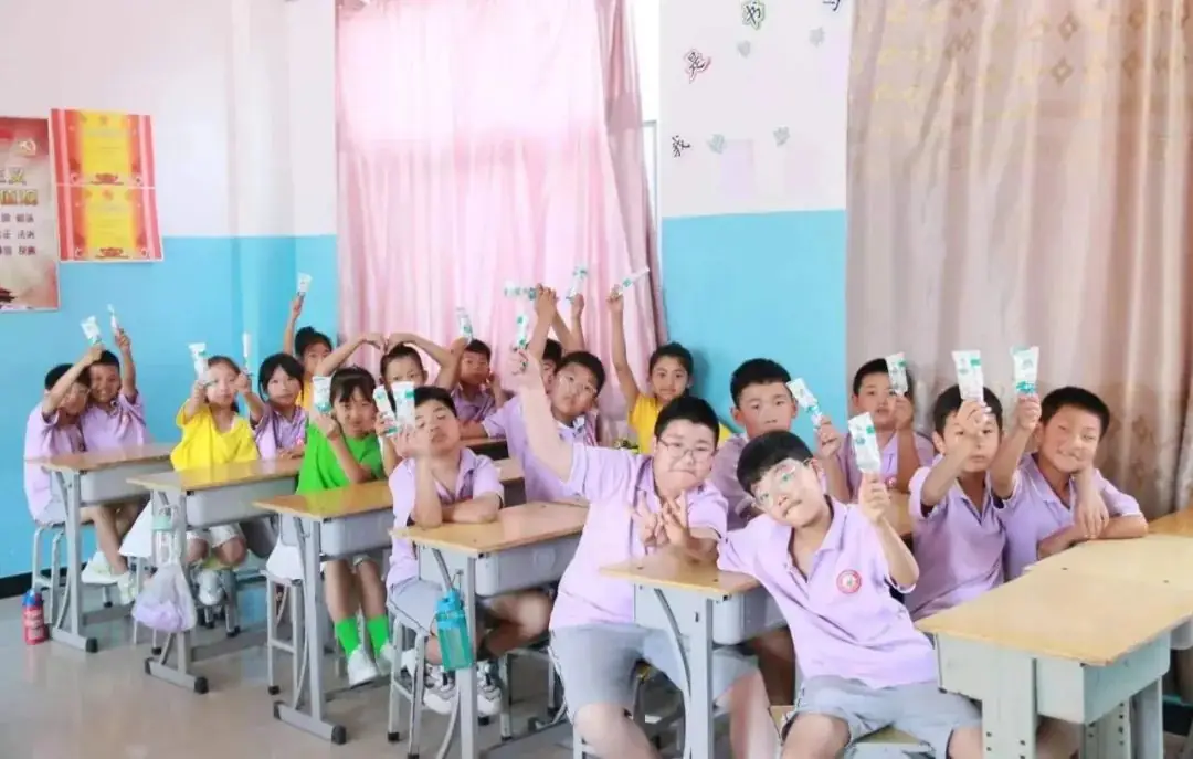 【清河县永辉小学】歌声嘹亮,童心飞扬--永辉小学十周年庆典暨庆六一联欢会 第61张
