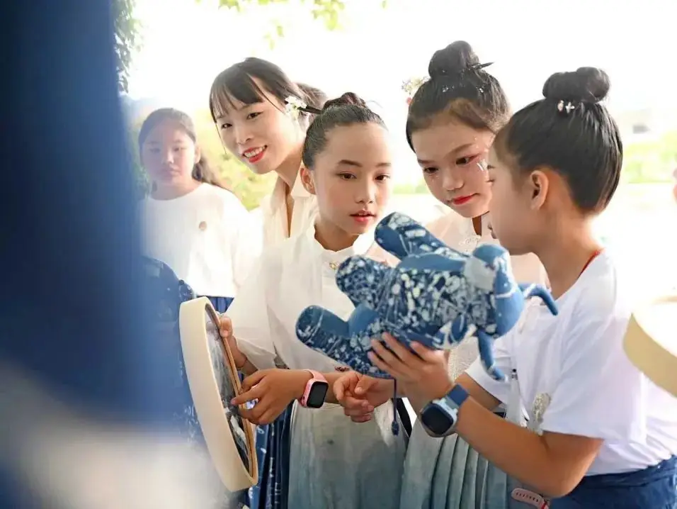 丹寨县城关第一小学第十四周要闻回顾 第88张 丹寨县城关第一小学第十四周要闻回顾 第88张