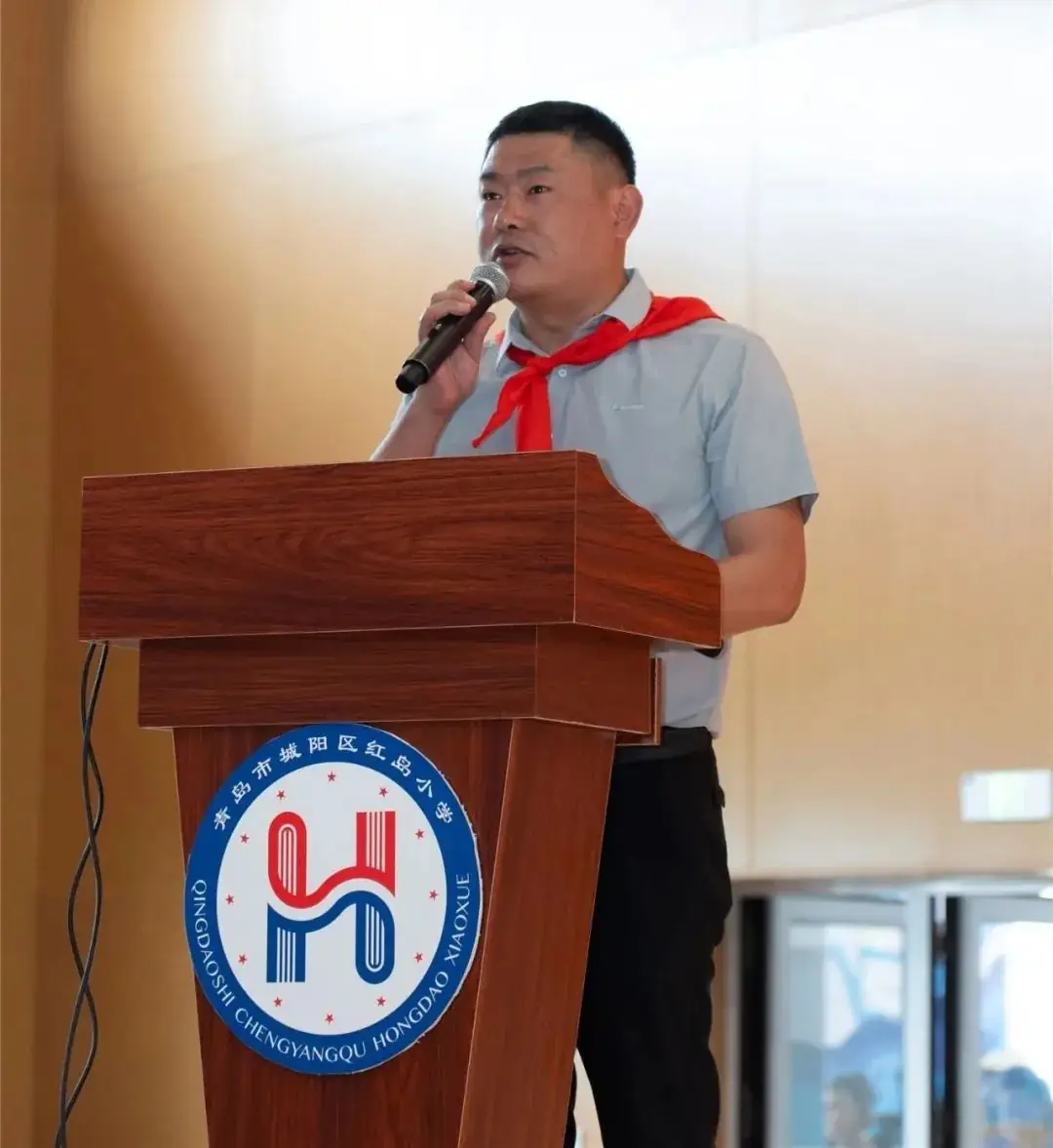 城阳区红岛小学庆祝“六一”国际儿童节表彰大会暨第二届校园艺术节汇报展演 第31张