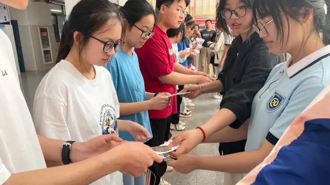 高考季│墨香寄深情,笔端传祝福 ——高考书签送祝福活动温暖启航 第8张 高考季│墨香寄深情,笔端传祝福 ——高考书签送祝福活动温暖启航 第8张