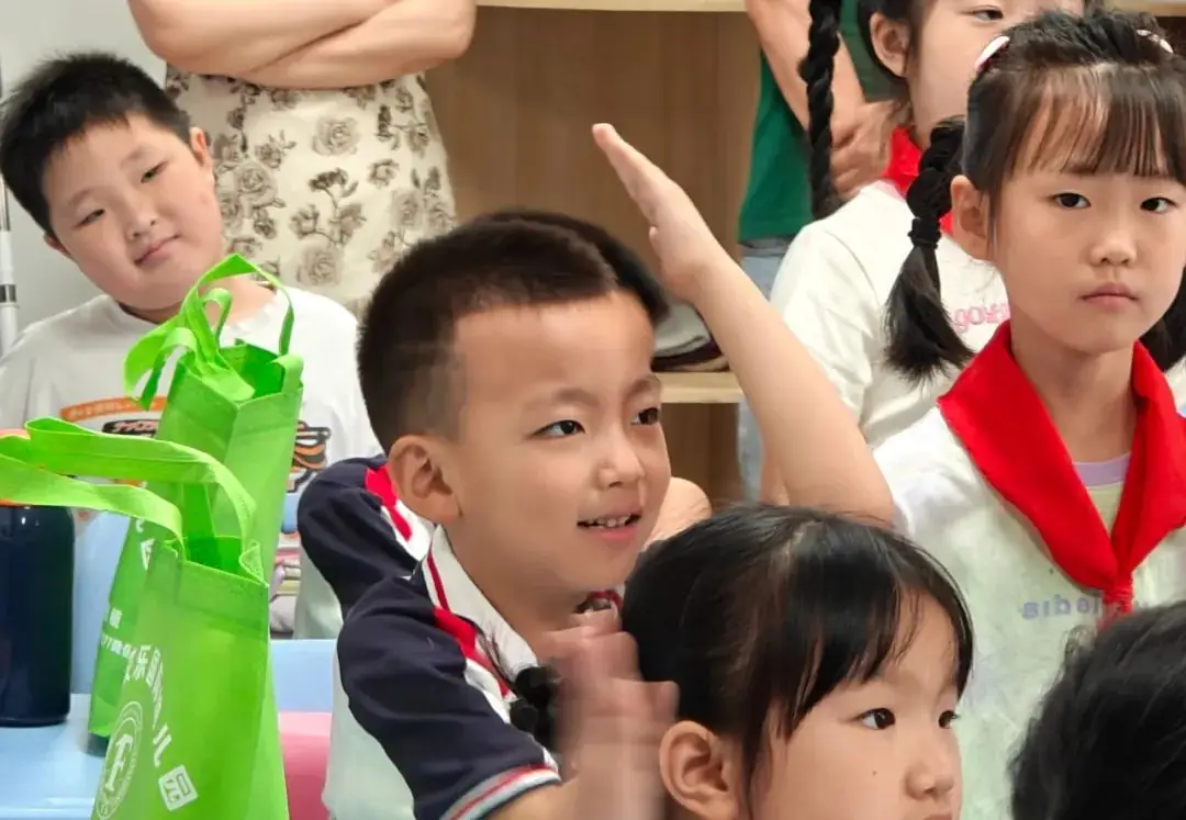【艾幼动态】走进小学,玉艾携手,筑梦成长--科技城新区艾乐幼儿园参观小学记 第31张 【艾幼动态】走进小学,玉艾携手,筑梦成长--科技城新区艾乐幼儿园参观小学记 第31张