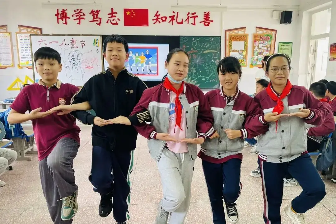 欢乐六一,童趣无限 ——记洪山区永安小学“六·一”游艺活动 第15张 欢乐六一,童趣无限 ——记洪山区永安小学“六·一”游艺活动 第15张
