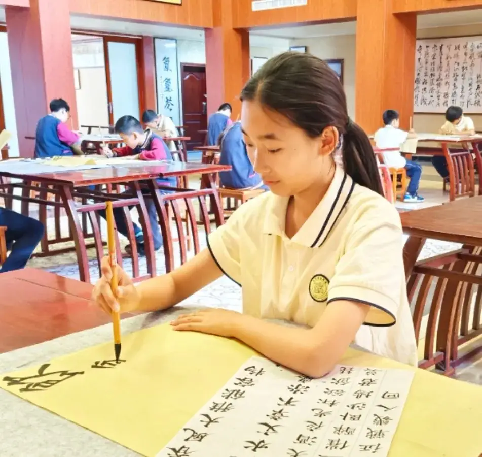曲阜圣贤学校2024招生简章【小学 初中】 第15张 曲阜圣贤学校2024招生简章【小学 初中】 第15张