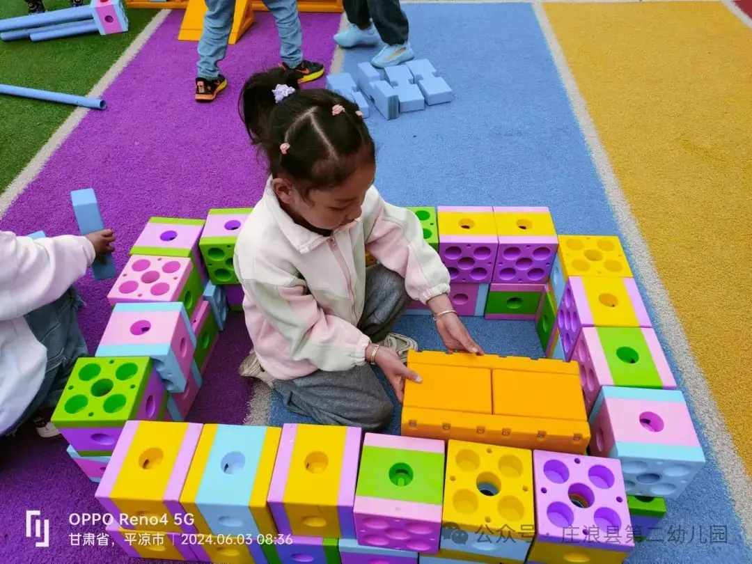 【幼小衔接】初探小学  幼“见”成长——庄浪县第二幼儿园教育集团大班组幼小衔接活动之参观小学 第9张