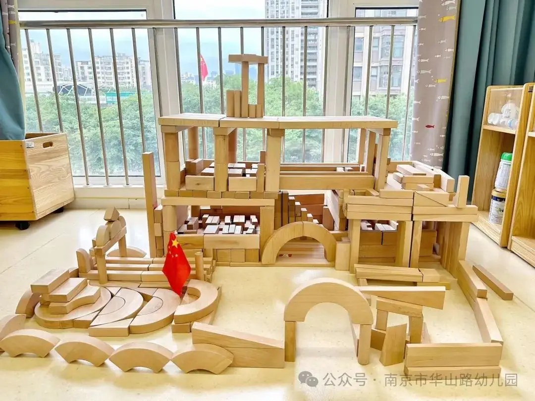 【爱生长活动】大三班:搭建小学 第14张 【爱生长活动】大三班:搭建小学 第14张