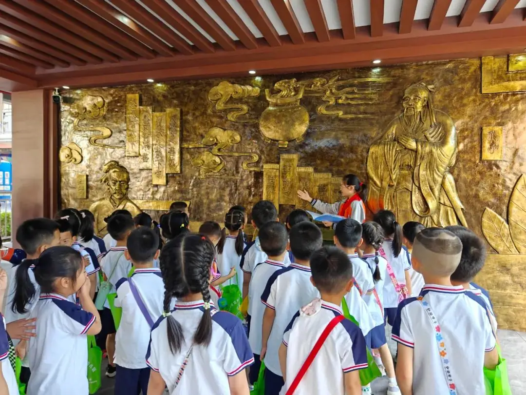 【艾幼动态】走进小学,玉艾携手,筑梦成长--科技城新区艾乐幼儿园参观小学记 第19张 【艾幼动态】走进小学,玉艾携手,筑梦成长--科技城新区艾乐幼儿园参观小学记 第19张