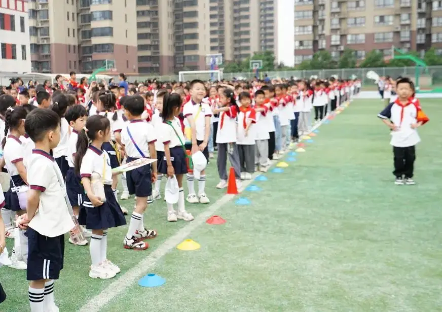 【滴宝园·幼小衔接】小学初体验 幼小零衔接 ——咸阳市秦都区育英名桥幼儿园大班幼小衔接活动 第33张 【滴宝园·幼小衔接】小学初体验 幼小零衔接 ——咸阳市秦都区育英名桥幼儿园大班幼小衔接活动 第33张