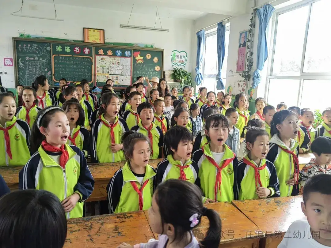 【幼小衔接】初探小学  幼“见”成长——庄浪县第二幼儿园教育集团大班组幼小衔接活动之参观小学 第27张