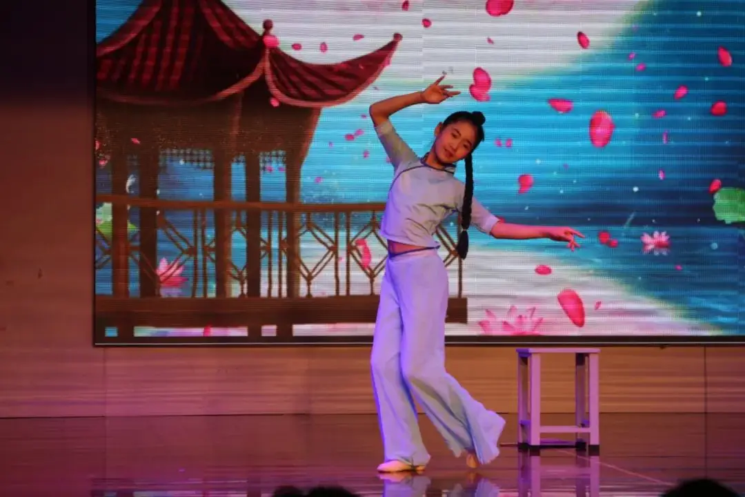 学校动态丨李公朴小学:在有爱滋养的场域共迎六一儿童节 第12张 学校动态丨李公朴小学:在有爱滋养的场域共迎六一儿童节 第12张