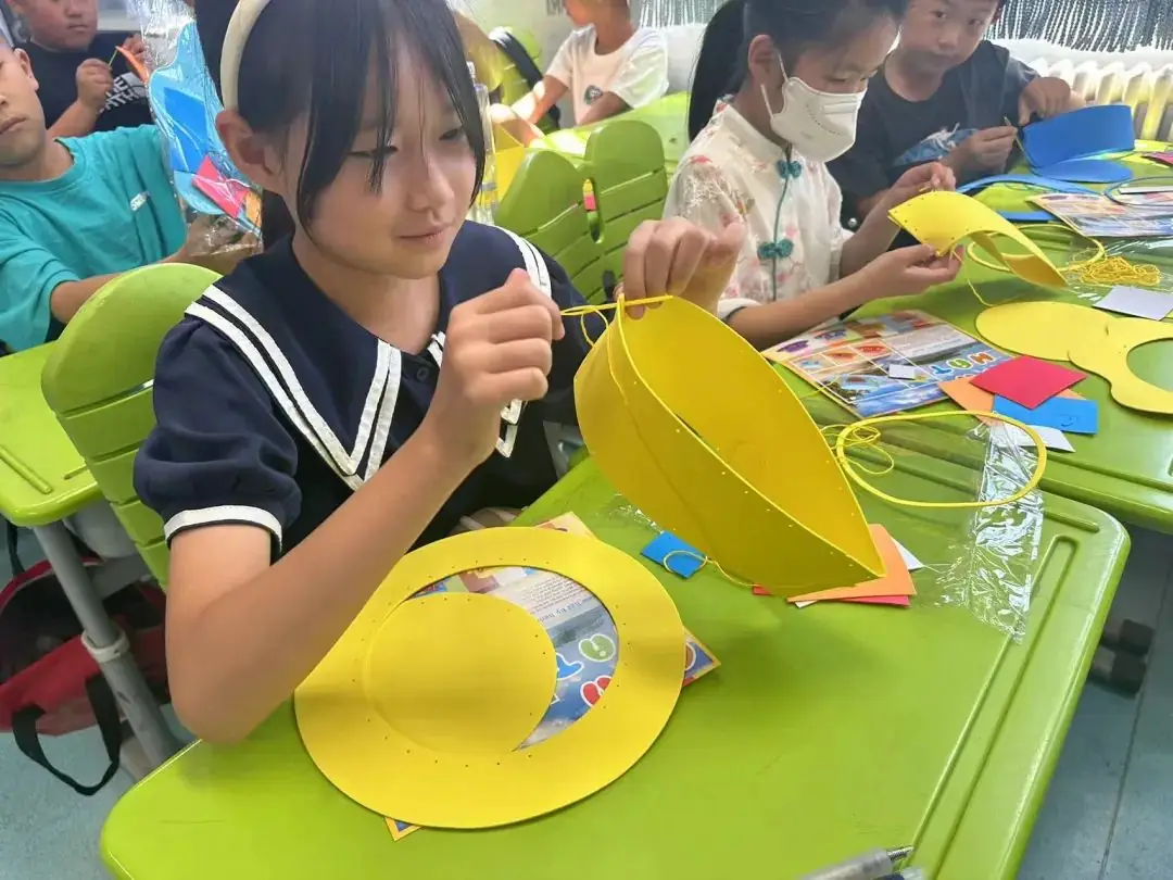 童心飞扬  快乐翱翔——中关村第一小学顺义学校“六一”儿童节嘉年华活动 第202张