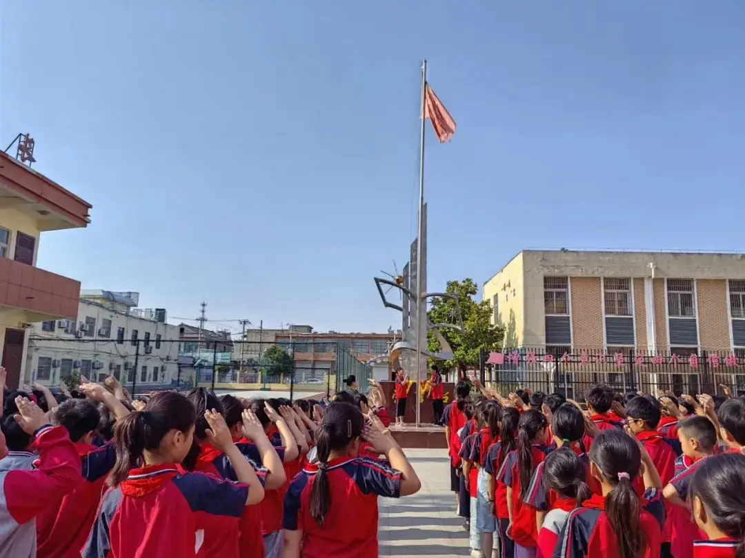 【主题升旗】十九里镇中心小学“迎端午”主题升旗仪式 第1张 【主题升旗】十九里镇中心小学“迎端午”主题升旗仪式 第1张