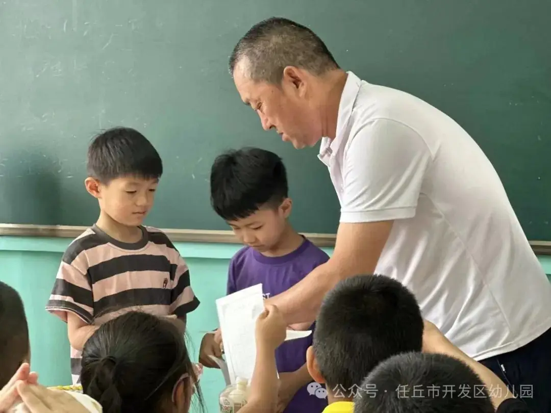 “走进小学、幼见成长”——开发区幼儿园参观第七实验小学活动 第33张 “走进小学、幼见成长”——开发区幼儿园参观第七实验小学活动 第33张
