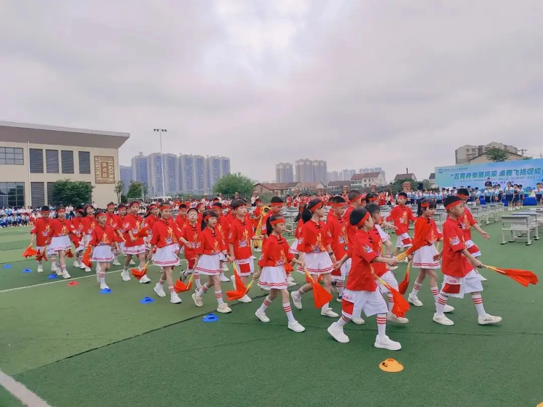 珠晖区上托小学教育集团“五育并举展风采 桌舞飞扬促成长”校园课桌舞大赛 第32张