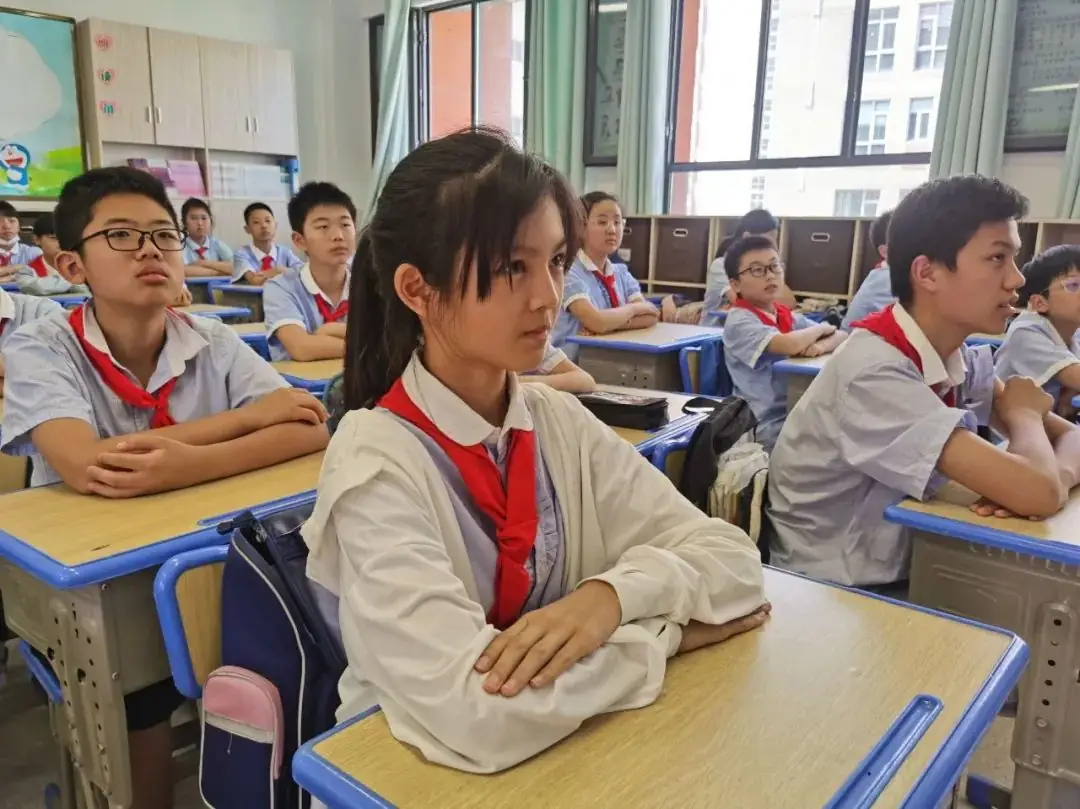洪山区第一小学书城路分校 “保护视力 智慧成长”宣讲活动报道 第22张 洪山区第一小学书城路分校 “保护视力 智慧成长”宣讲活动报道 第22张