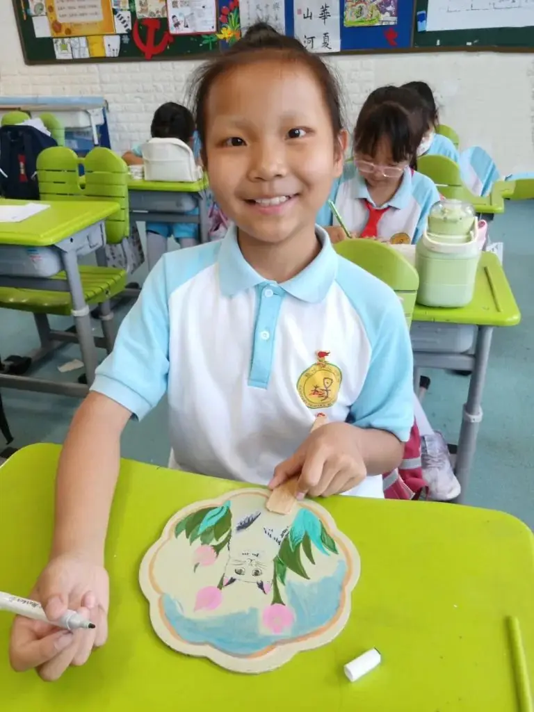 童心飞扬  快乐翱翔——中关村第一小学顺义学校“六一”儿童节嘉年华活动 第222张