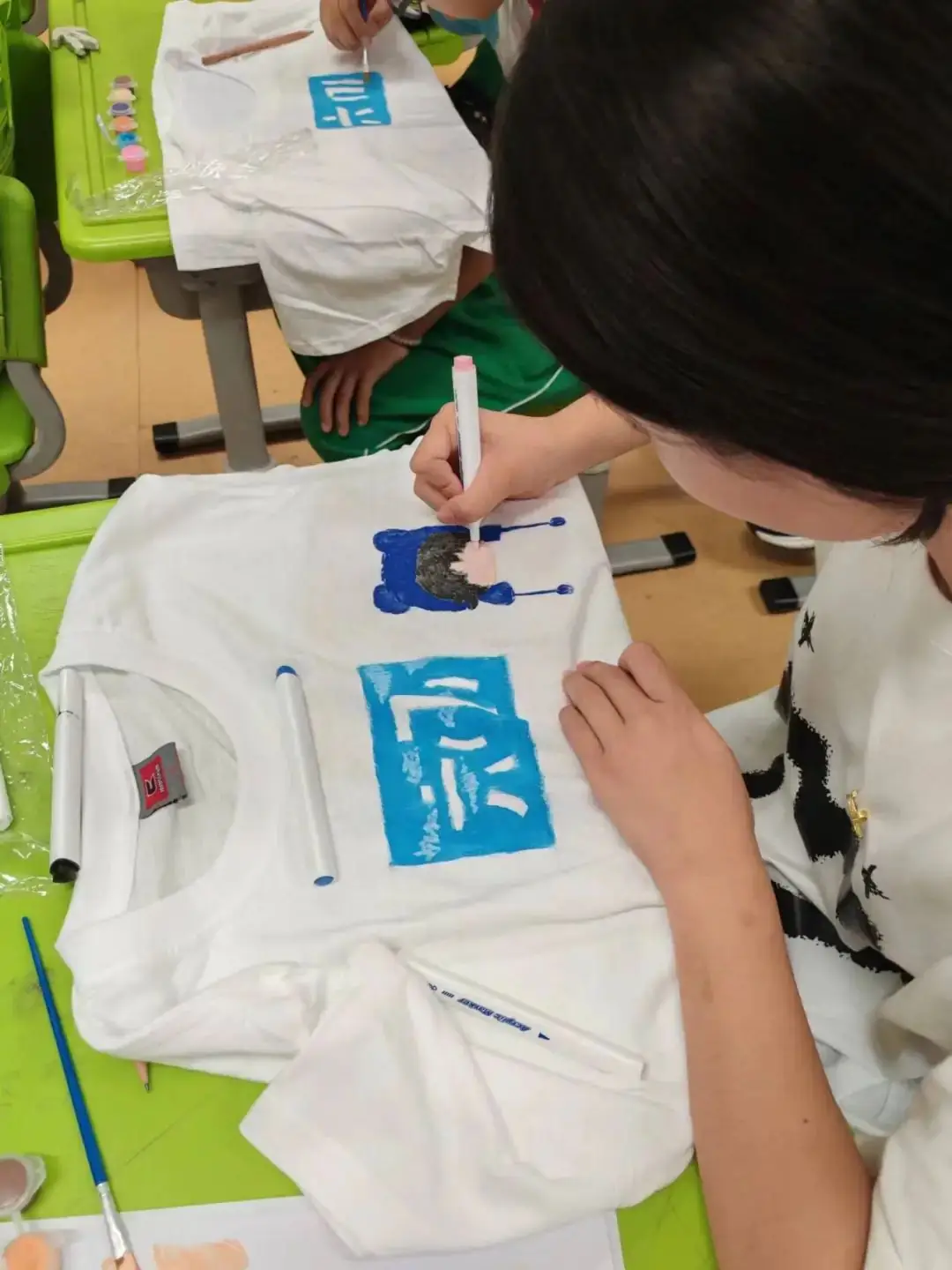 童心飞扬  快乐翱翔——中关村第一小学顺义学校“六一”儿童节嘉年华活动 第267张