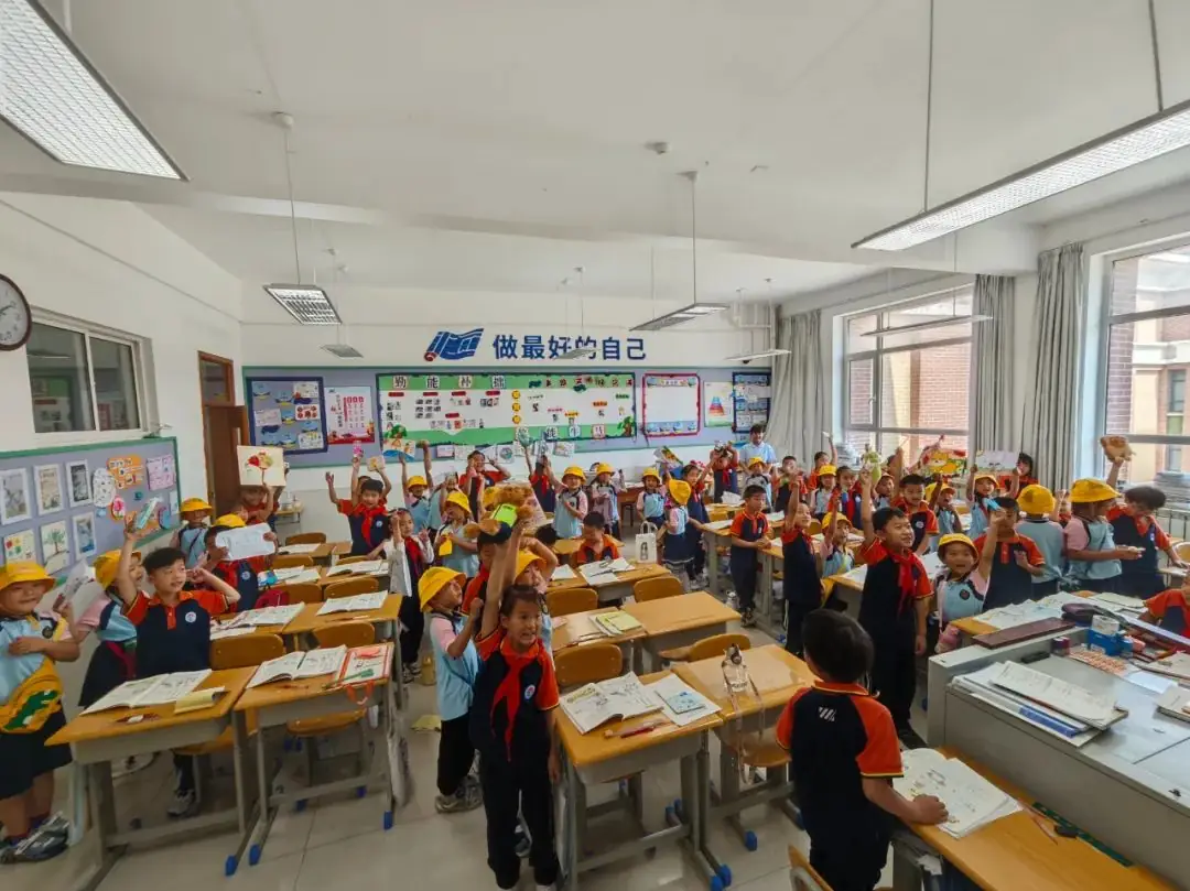 探秘小学日  筑梦向未来——魏桥创业北海幼儿园大班级部参观小学活动 第32张