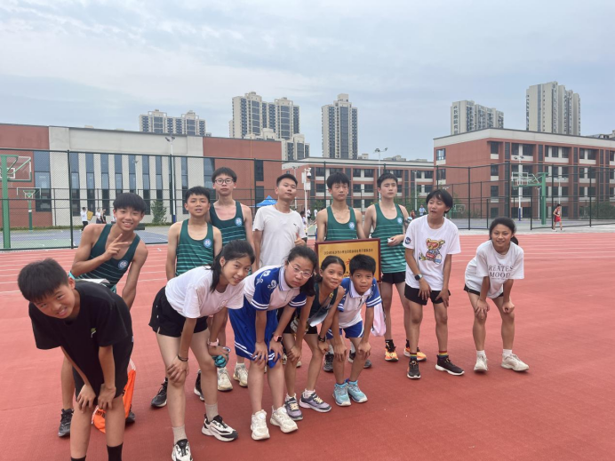 【喜报】周南梅溪湖小学在2024年长沙市小学生田径运动会中喜获佳绩! 第2张 【喜报】周南梅溪湖小学在2024年长沙市小学生田径运动会中喜获佳绩! 第2张